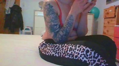 Bella19901 webcam cam4 model stream image