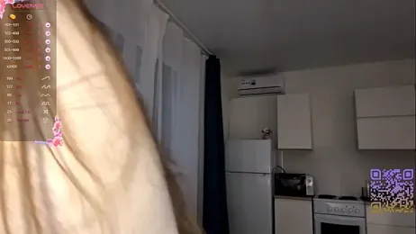 GilySuper webcam model stream image