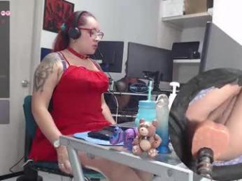 leidycrstnch21 webcam model stream image