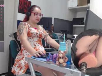 leidycrstnch21 webcam model stream image