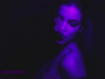 tinatemptsxxx webcam model stream image