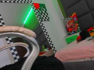 gigibadassxx webcam model stream image