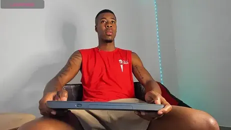 Lil_Curved webcam model stream image