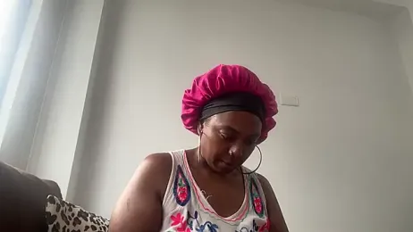 ChocolateCakeQueen webcam model stream image