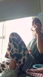 mehs5 webcam model stream image