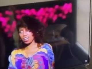 shoutex111 webcam model stream image