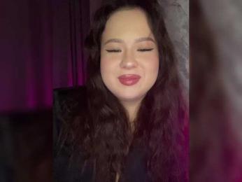 CateLong webcam model stream image