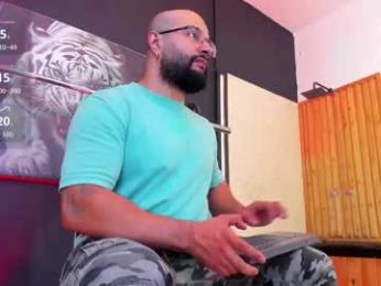 luke__09 webcam model stream image