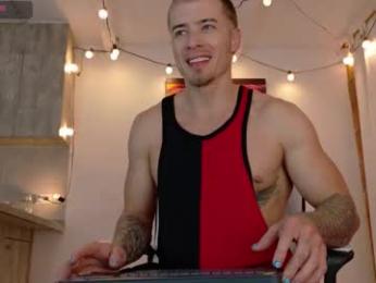 ryann_blue_ webcam model stream image