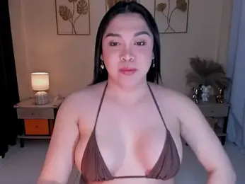 MaxeneCullens webcam stripchat model stream image