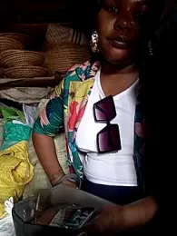 Babez_show webcam model stream image