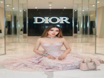 DahliaStarsi webcam model stream image