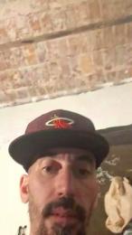 Ezzetrece webcam model stream image