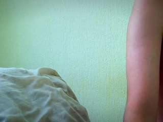 leons20cm webcam model stream image