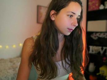 Dinacaguimbal webcam model stream image