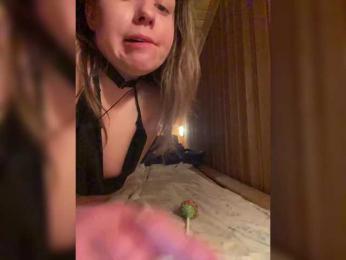 Olyd webcam model stream image