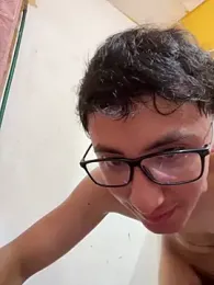 Gonzalogz webcam stripchat model stream image