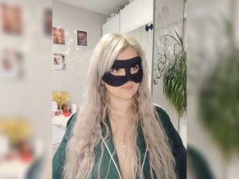 blackmask_ webcam model stream image