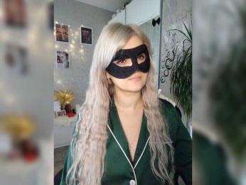 blackmask_ webcam model stream image