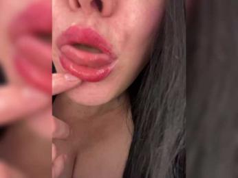 LouiseJenkin webcam model stream image