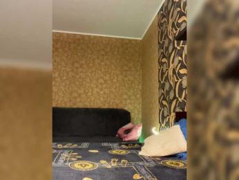 LouiseJenkin webcam model stream image