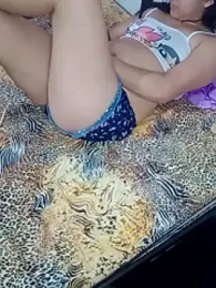 Millyhsantos webcam model stream image