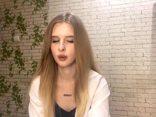 Joycelyn Mctague webcam model stream image