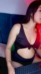 Alahiateen webcam model stream image