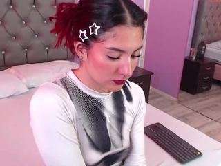 sabrinaa-fox webcam model stream image