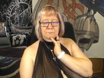 90dTitten webcam model stream image