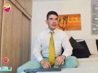Andrew Hallss webcam model stream image