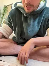 Piratee666 webcam stripchat model stream image