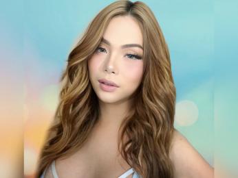 HolyAngelica webcam model stream image