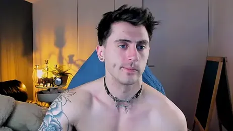 Oscar_Miller_ webcam model stream image