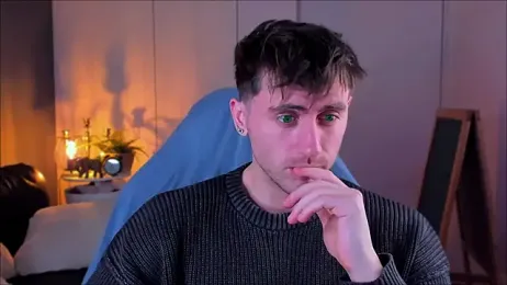 Oscar_Miller_ webcam model stream image