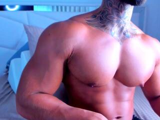 Frank Dwayne webcam model stream image