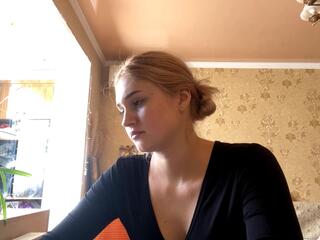 Laree Lemin webcam model stream image