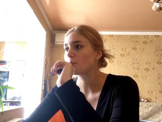 Laree Lemin webcam model stream image