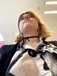 Cherry___Blossom webcam model stream image