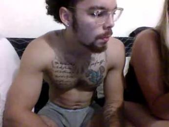kiingshredded webcam model stream image
