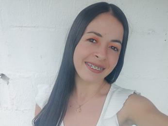 DaliaSpencer webcam model stream image