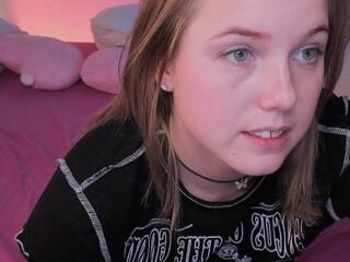 Mary Ton webcam model stream image