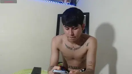 Lukas_strong webcam model stream image