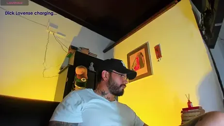 CamiloGray_ webcam model stream image