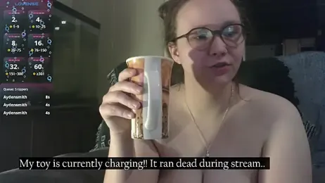 TurtleLady420 webcam model stream image