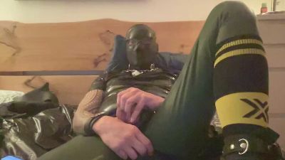 FrankGC2 webcam cam4 model stream image