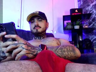 Chris Kochs webcam model stream image