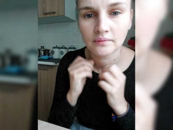 LisaLovHoney webcam model stream image