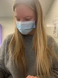 hazel_wood21 webcam model stream image