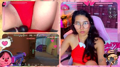 RossieGames webcam model stream image